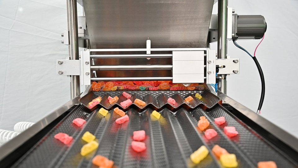 feeding cylinder