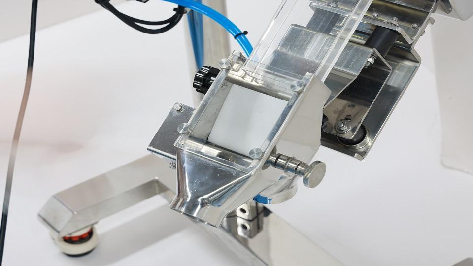 discharge port of metal detector